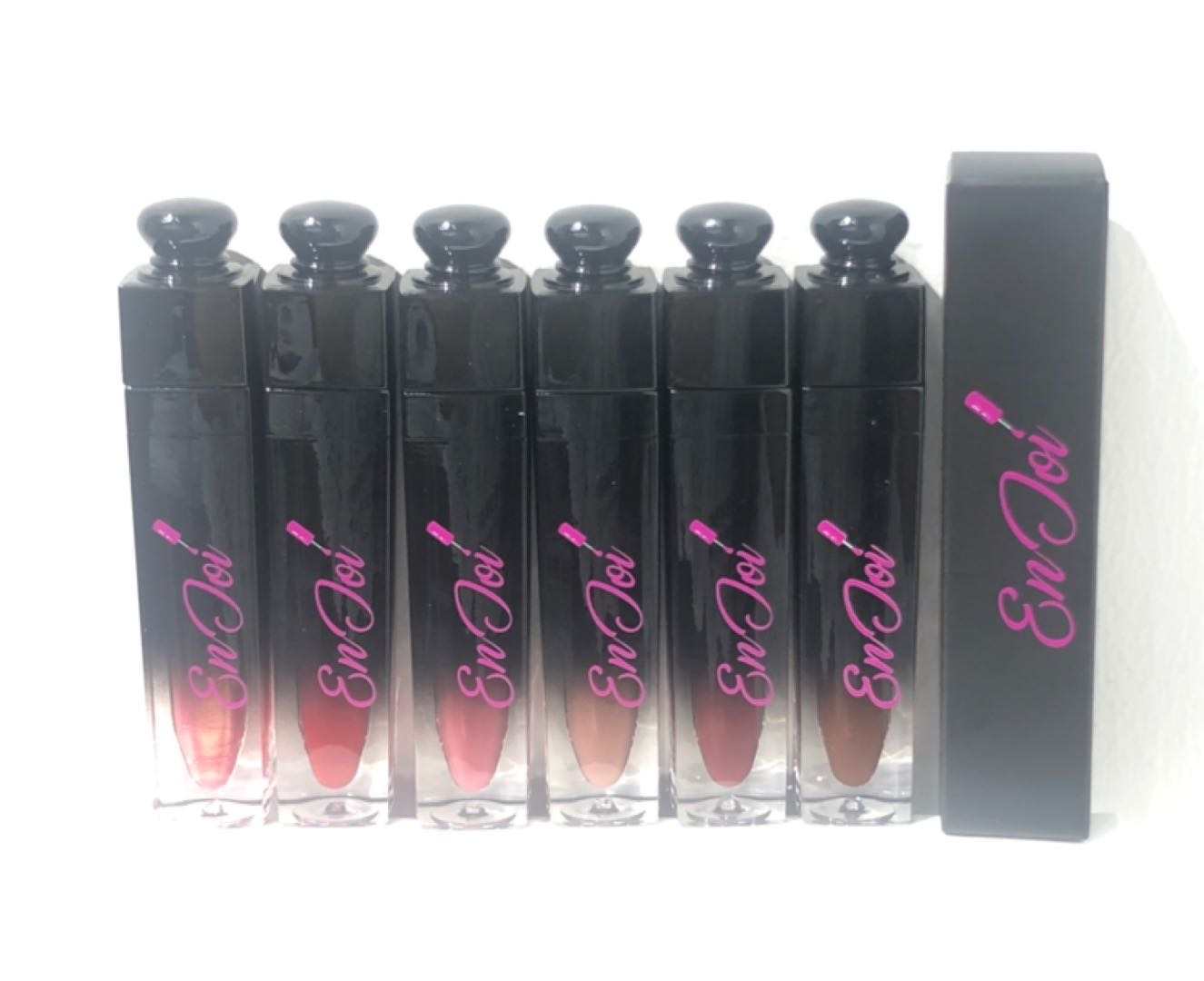 Lip Gloss & Lipstick
