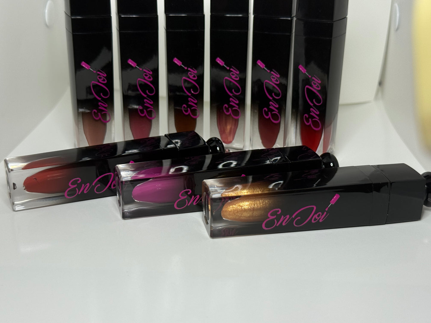 Lip Gloss & Lipstick